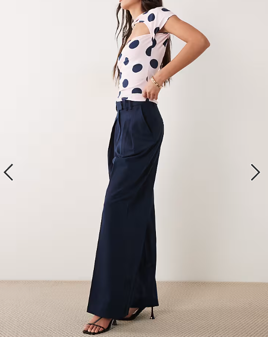 ASOS DESIGN tailored wide leg trousers with pleat detail in navy