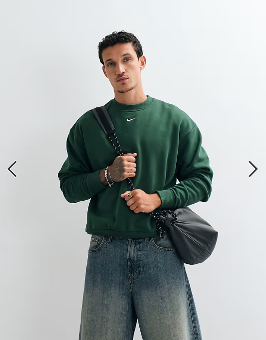 Nike Solo Fleece Oversize-Sweatshirt in Dunkelgrün