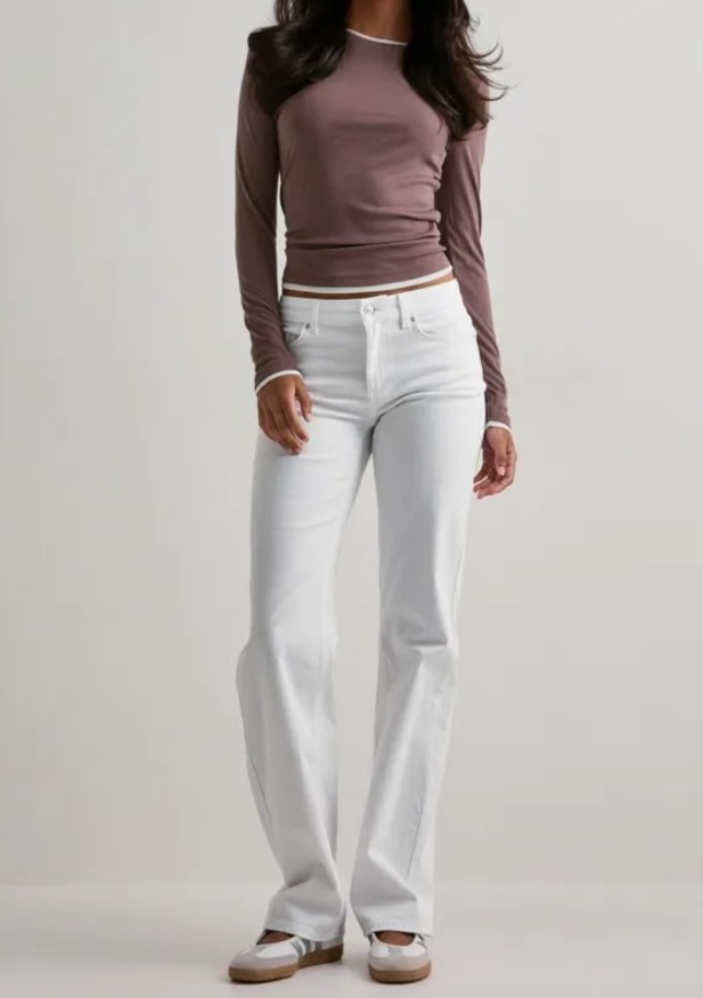 ONLY Onlblush Mid Straight jeans in white
