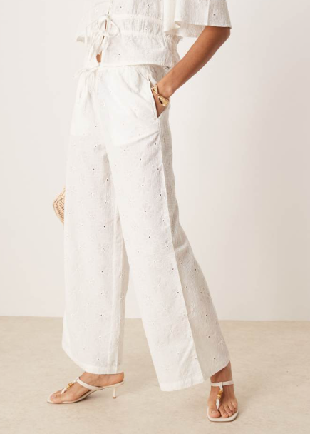 Asos - pull on floral embroidery trousers in cream