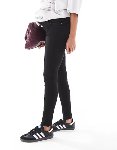 ASOS DESIGN Maternity skinny jeans in clean black
