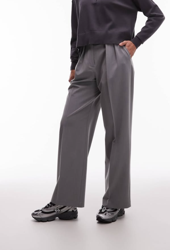 Asos - tailored wide leg trousers with pleat detail in grey