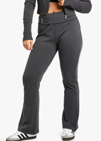 boohoo Petite Deep Hem Shrunken Zip Through And Flared Jogger Tracksuit