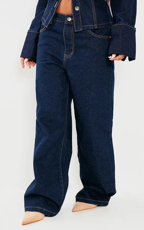 Petite Indigo Blue Wash Straight Leg Mid Rise Jeans