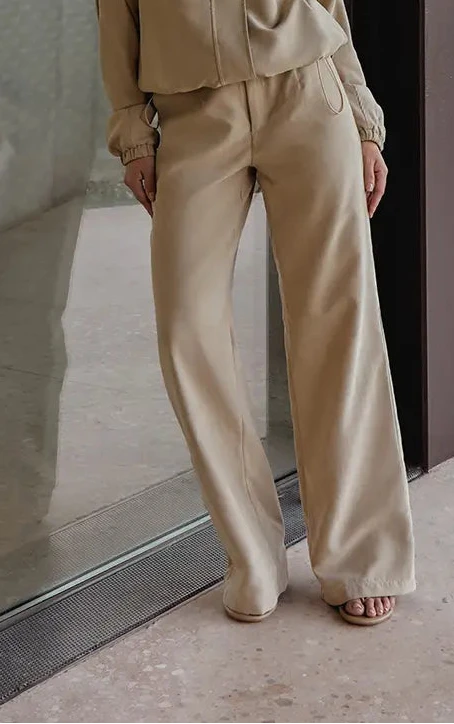 PrettyLittleThing Peach Skin Straight Leg Trouser Co-ord