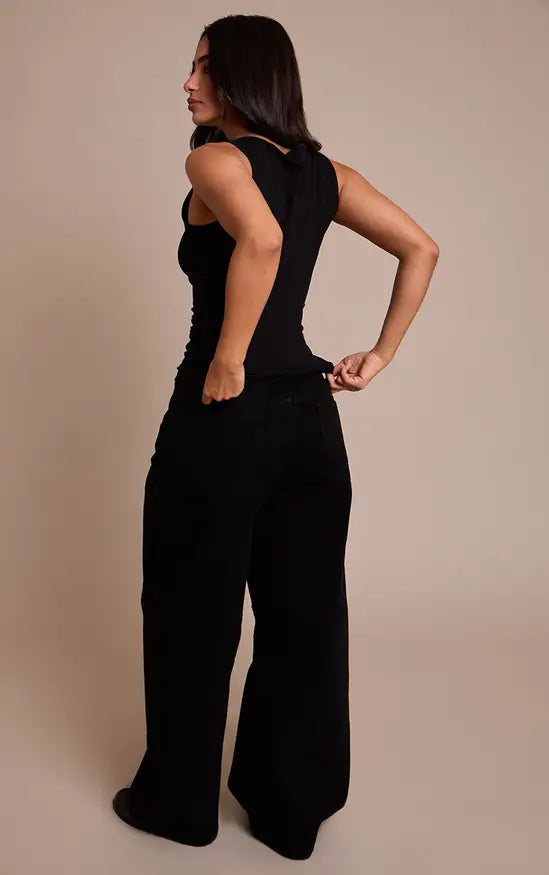 Plt Petite Black Seam Detail Barrel Jean