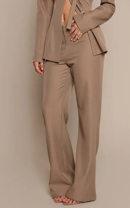 PrettyLittleThing Wide Leg Tailored Trousers