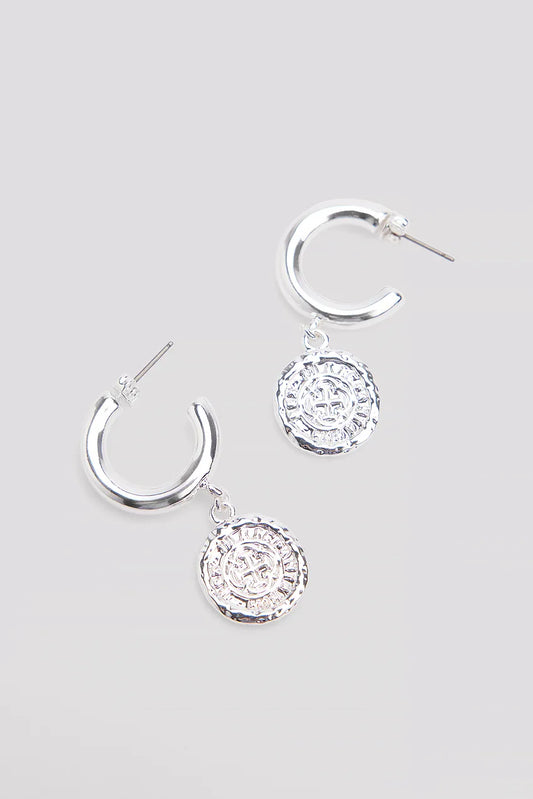 Coin Detail Hoops Silver