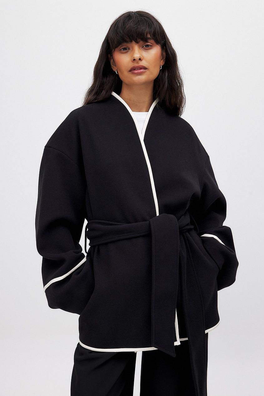 Contrast Binding Short Coat