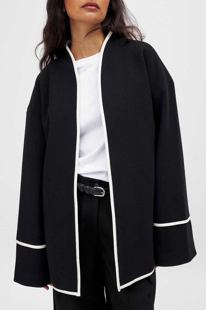 Contrast Binding Short Coat