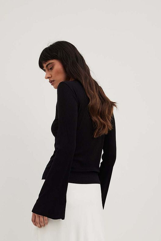 Na-kd Cut Out Trumpet Sleeve Top