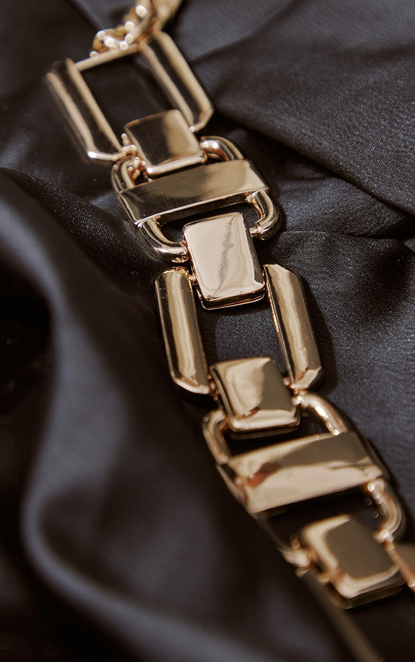 Gold Flat Chunky Chain Choker