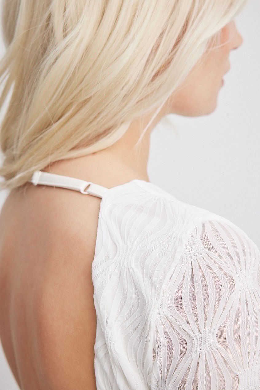 Deep Back Structure Top