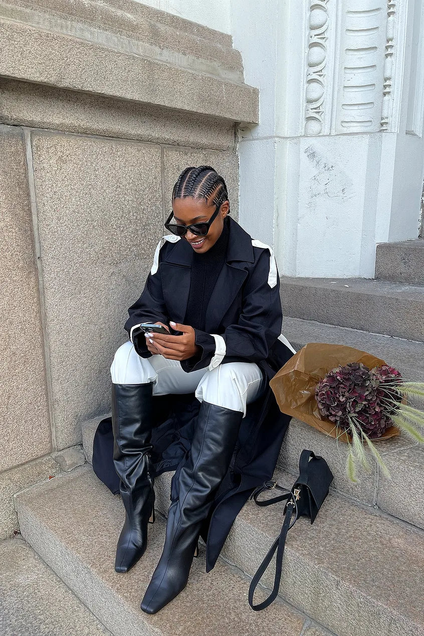 Double Buttoned Trenchcoat