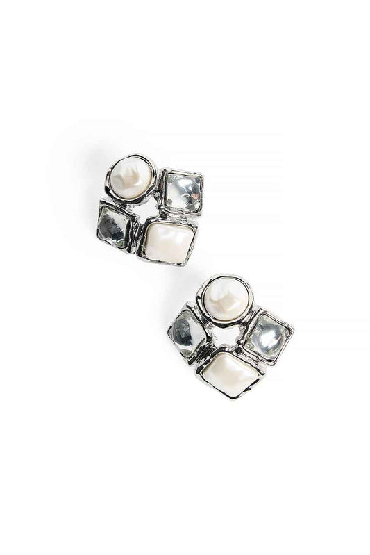 Na-kd Squared Pearl Stone Earrings