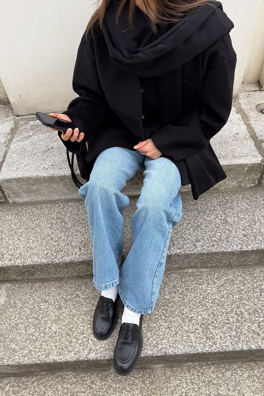 Short Scarf Detailed Coat