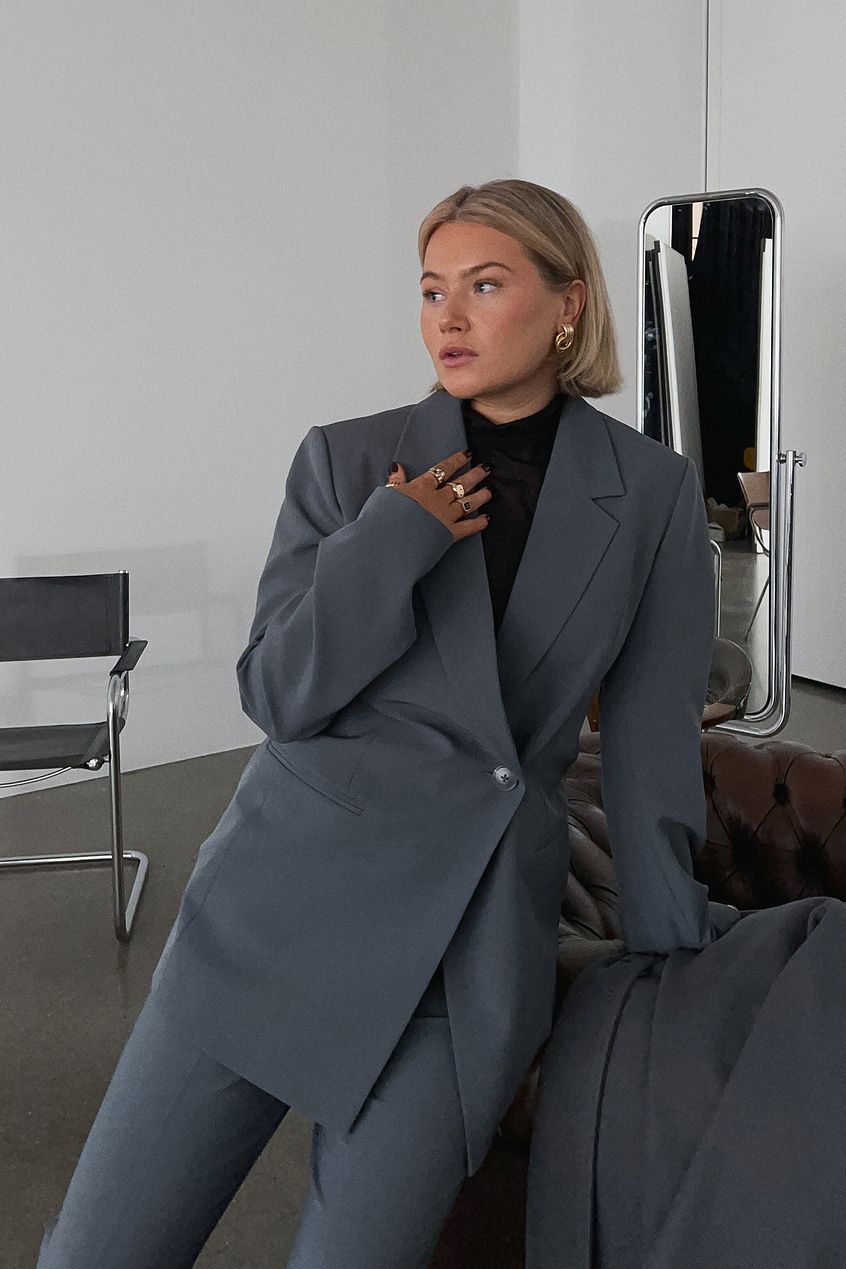 Fitted Overlap Blazer