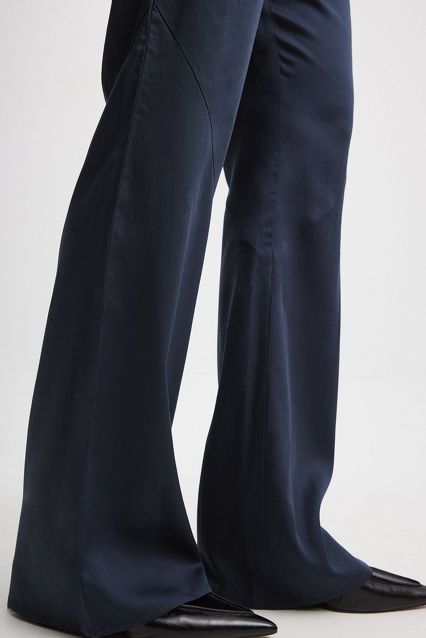 Flowy Fitted Trousers