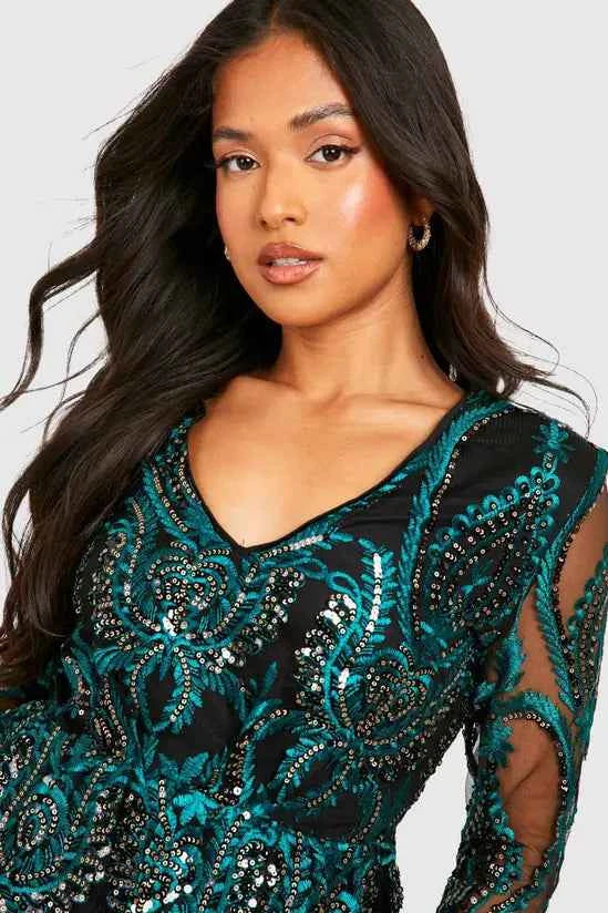 boohoo Petite Damask Sequin Peplum Top