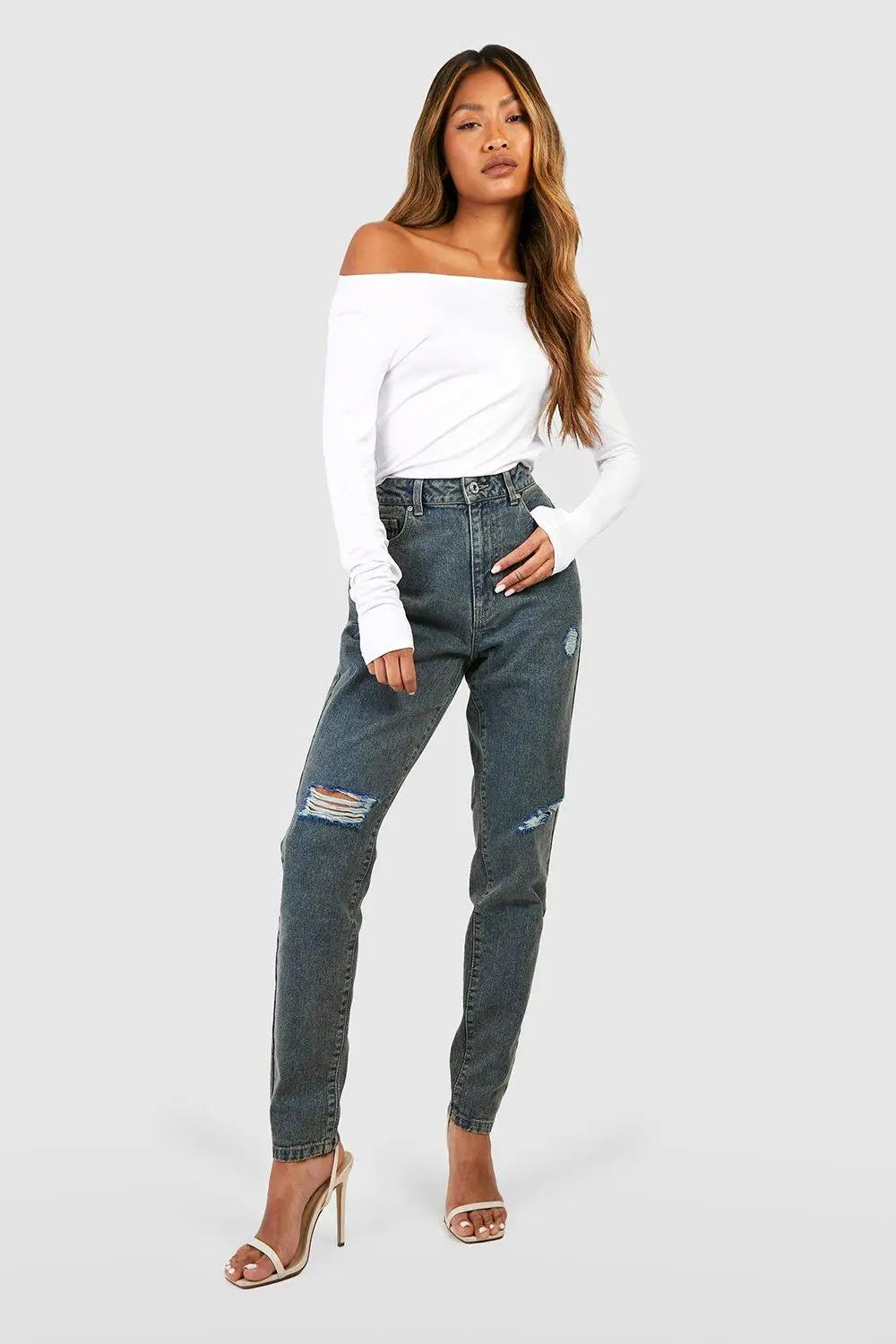 boohoo Basics High Waisted Ripped Mom Jeans