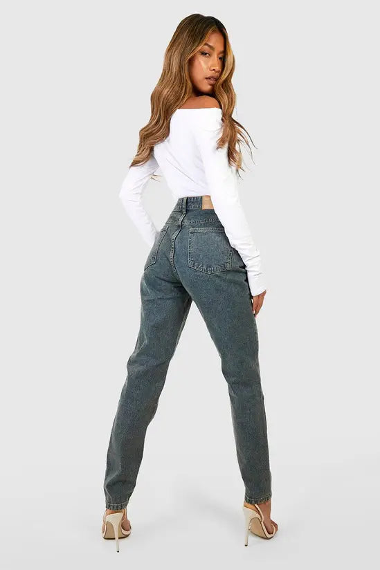 boohoo Basics High Waisted Ripped Mom Jeans