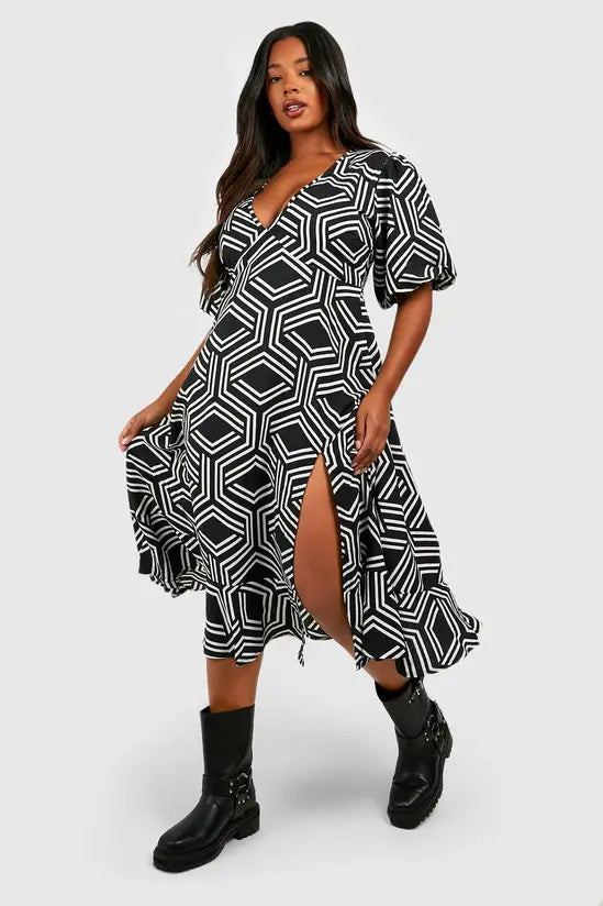 boohoo Plus Mono Print Midi Smock Dress