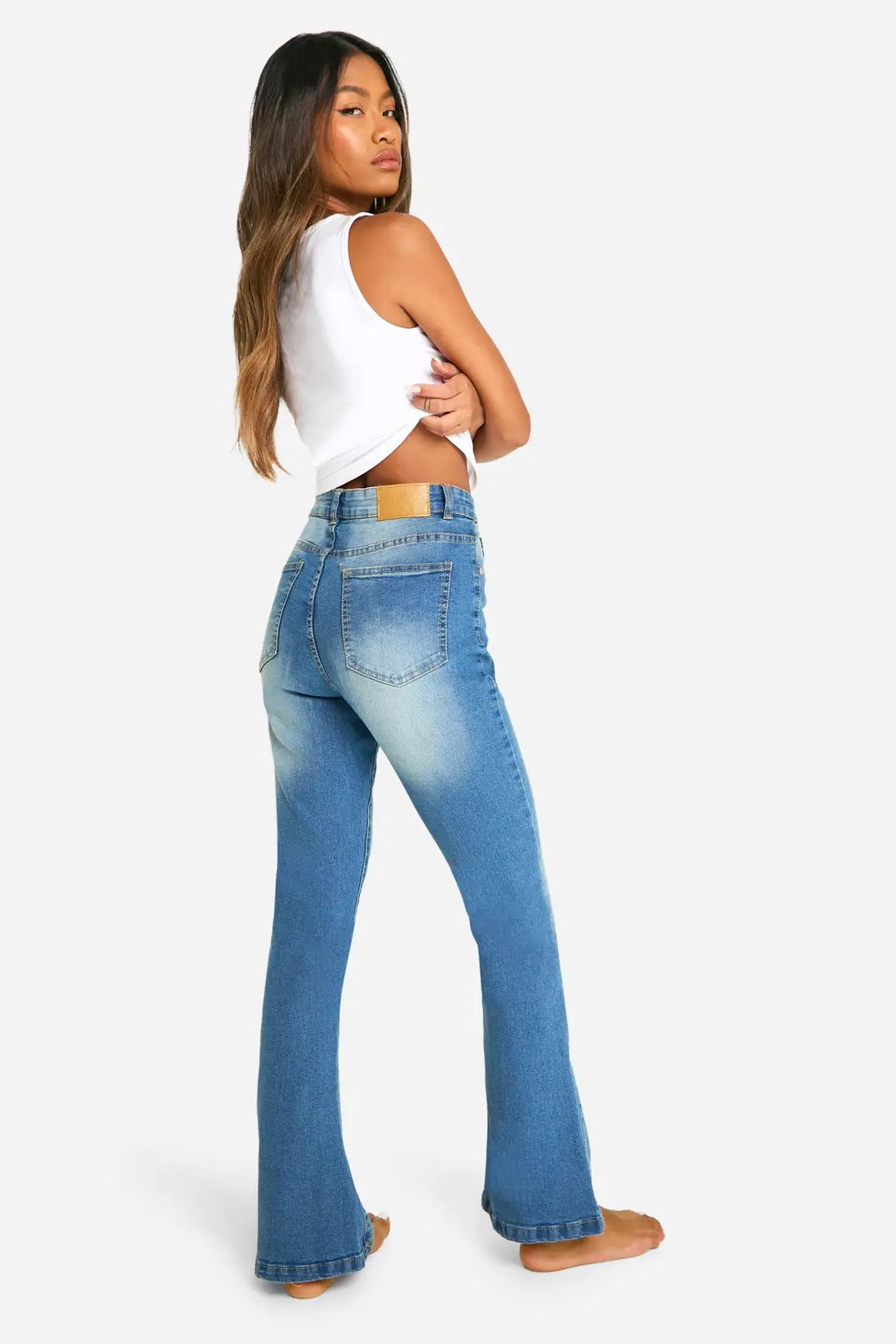 boohoo Basics Flared Jeans