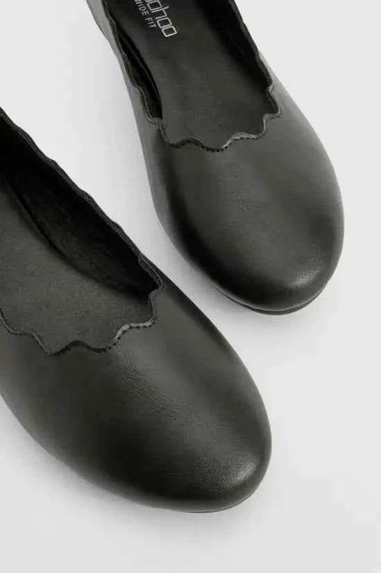 Boohoo Wide Fit Scallop Edge Ballet Flats