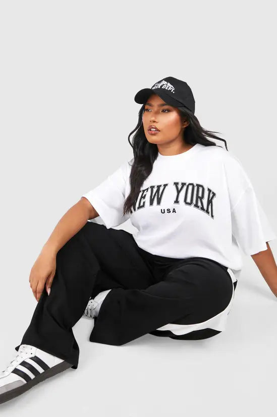 Boohoo Plus New York Oversized T-Shirt