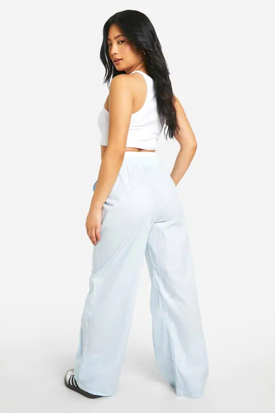 Boohoo - Petite Contrast Waistband Trouser