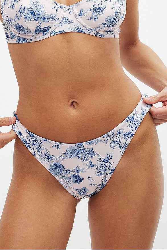 Na-kd High Cut Bikini Panty
