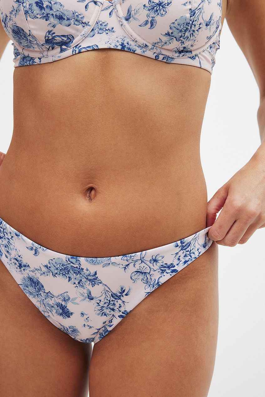 Na-kd High Cut Bikini Panty