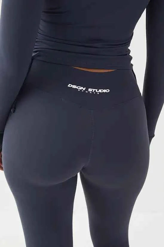 DSGN Studio DSGN Studio Ultra Sculpt Wrap Waist Legging