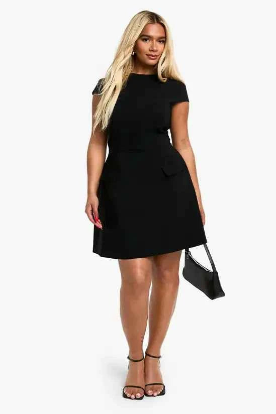 Boohoo - Plus Cap Sleeve Bengaline Skater Dress