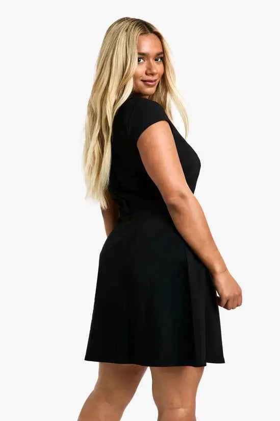 Boohoo - Plus Cap Sleeve Bengaline Skater Dress
