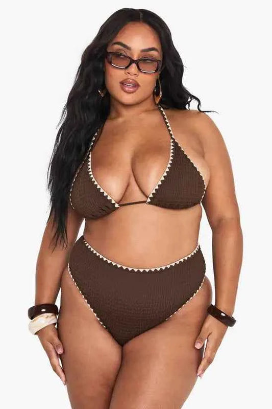 boohoo Plus Contrast Stitch Triangle Bikini Set