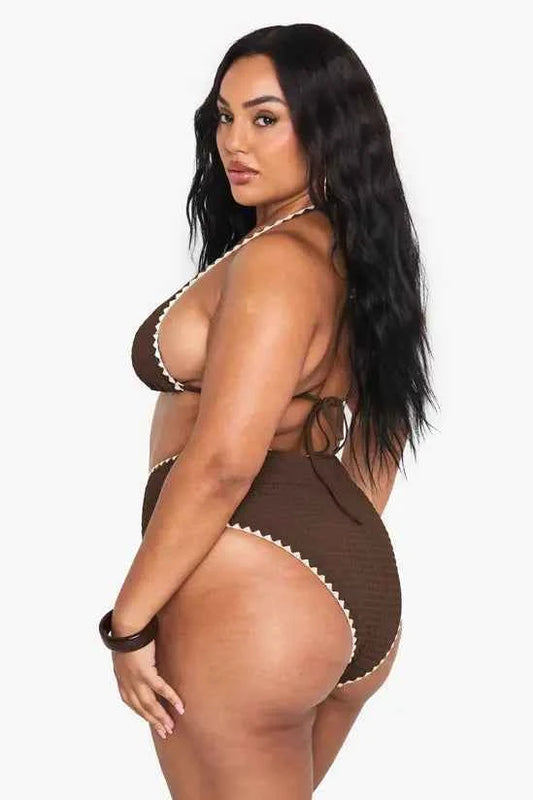 boohoo Plus Contrast Stitch Triangle Bikini Set