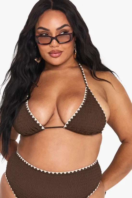 boohoo Plus Contrast Stitch Triangle Bikini Set