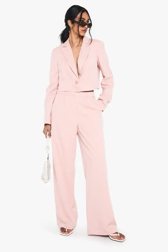 boohoo Tailored Woven Occasion Crop Blazer