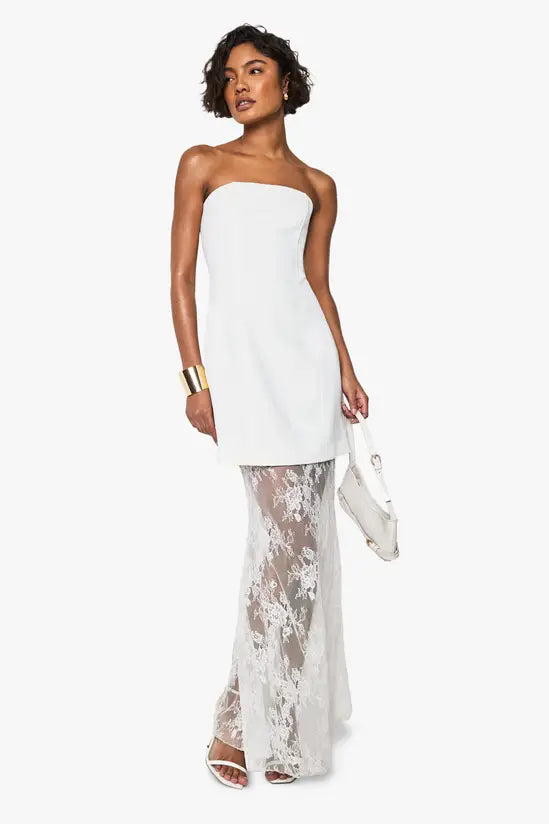 Boohoo - Tall 2 in 1 Lace Fit and Flare Maxi Dress