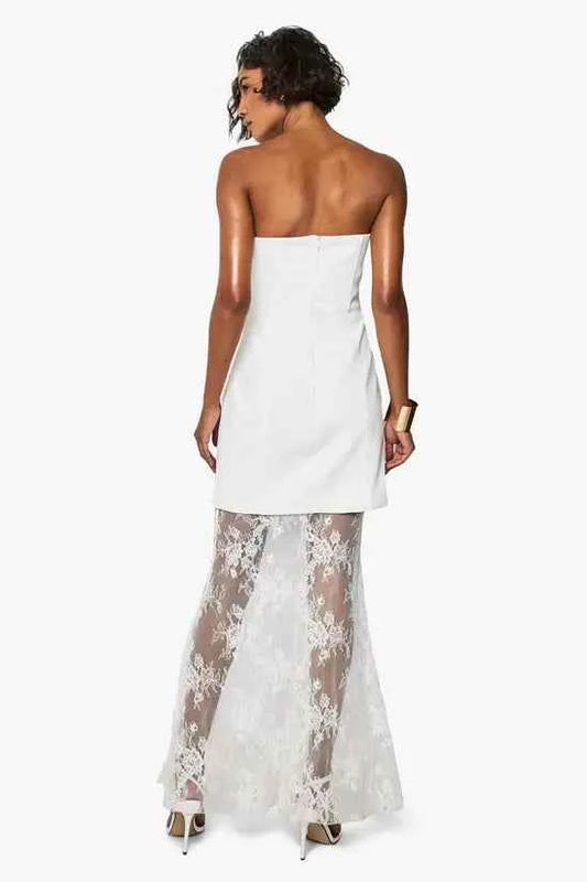 Boohoo - Tall 2 in 1 Lace Fit and Flare Maxi Dress