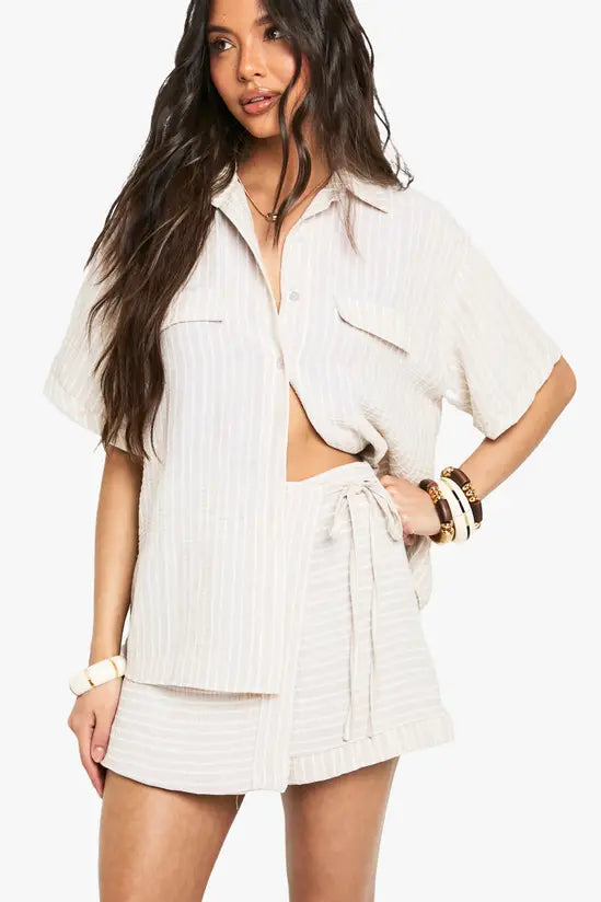 boohoo Woven Linen Look Striped Skort