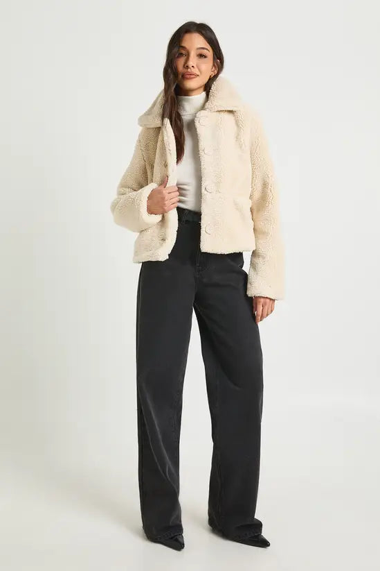 boohoo Short Teddy Collared Jacket