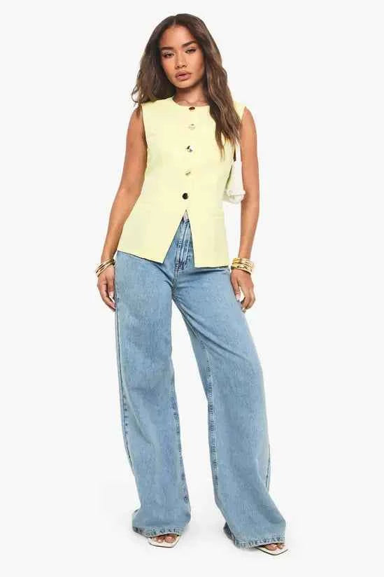 boohoo Gold Button Tailored Waistcoat
