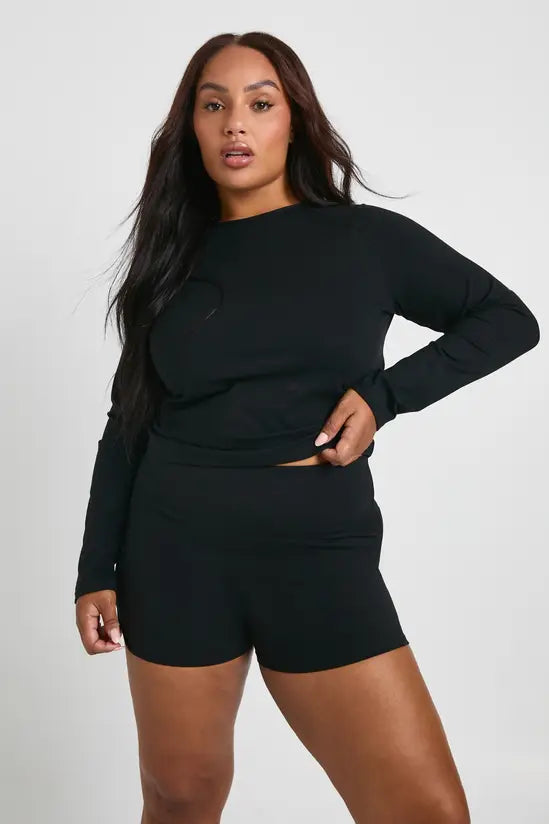 boohoo Plus Sports Supersoft Fitness Short