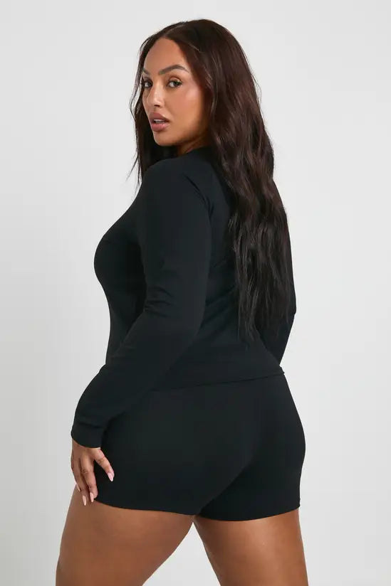 boohoo Plus Sports Supersoft Fitness Short