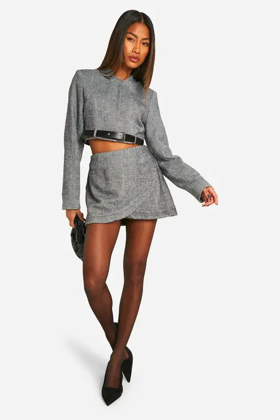 boohoo Herringbone Belt Detail Cropped Blazer