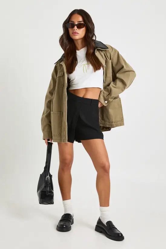 boohoo Petite Pleated Detail Mini Skort
