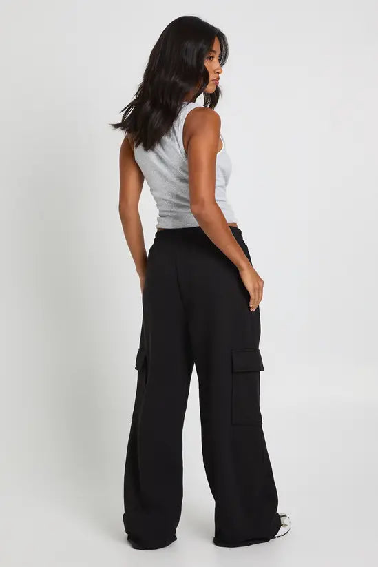 boohoo Petite Wide Leg Cargo Joggers