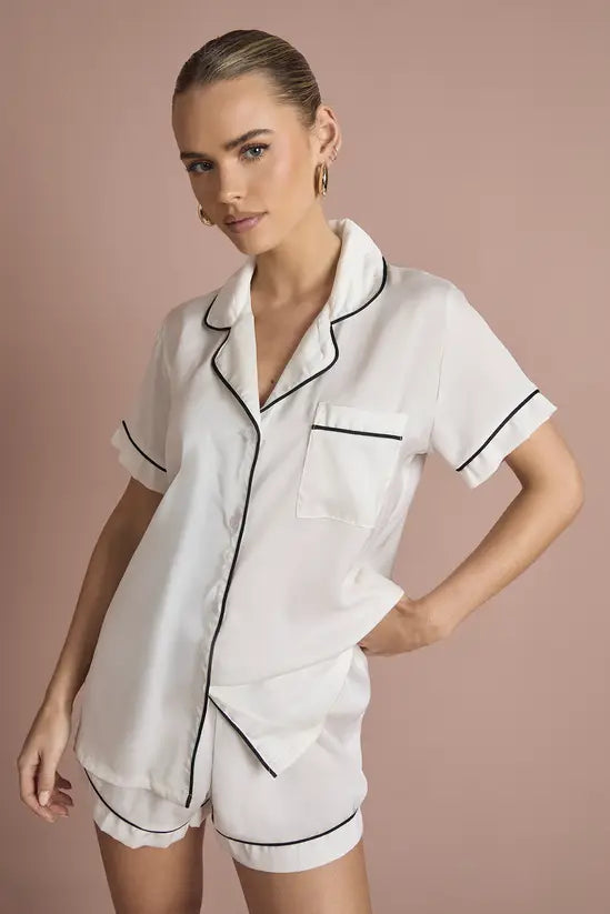 boohoo Bridal 'Bride' Satin Embroidered Short Sleeve Shirt & Short Pyjama Set